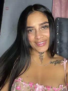 Snapshot of Emily_sharlot chatting on February 2026 04:56:02 AM Emily sharlot online show from February 2026 04:56:02 AM