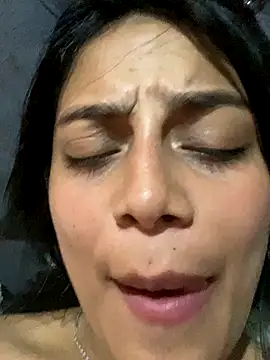 Emily sharlot online show from December 2025 11:21:01 PM