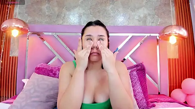 EmmaSulivan online show from November 2025 02:07:02 PM