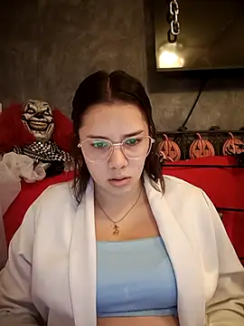 Snapshot of EmmaSulivan chatting on October 2025 12:39:01 PM EmmaSulivan online show from October 2025 12:39:01 PM