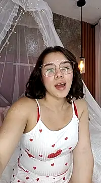 Snapshot of EmmaSulivan chatting on March 2025 02:55:01 PM EmmaSulivan online show from March 2025 02:55:01 PM