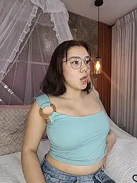 Snapshot of EmmaSulivan chatting on March 2025 11:14:01 PM EmmaSulivan online show from March 2025 11:14:01 PM