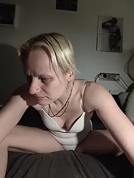 Miss candymandy online show from February 2026 11:46:02 PM