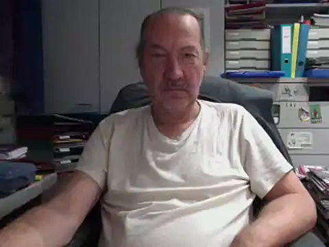 HMStraps01 online show from December 2024 07:37:01 AM