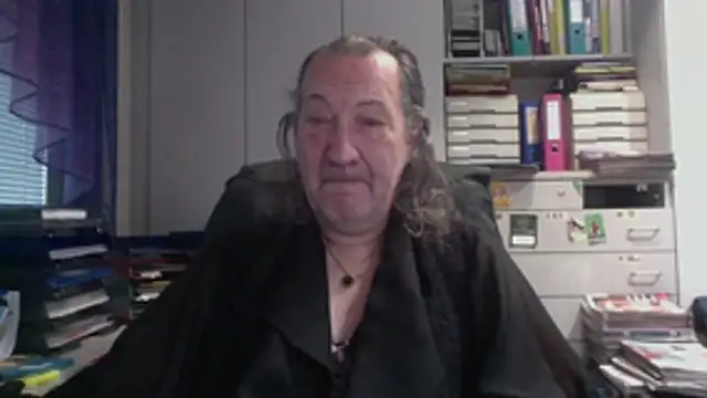 HMStraps01 online show from February 2026 08:10:02 AM