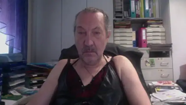 HMStraps01 online show from January 2026 10:52:02 AM