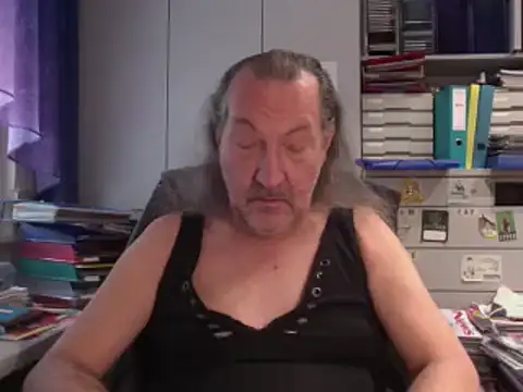 HMStraps01 online show from December 2024 10:08:02 AM