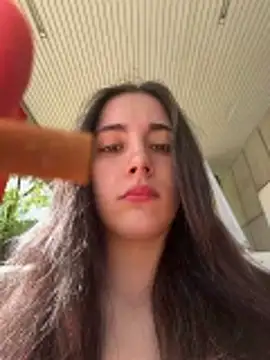 Snapshot of sexymelli18 chatting on May 2026 08:52:01 AM sexymelli18 online show from May 2026 08:52:01 AM