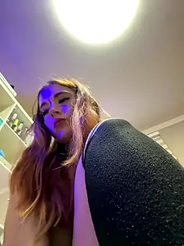 sexymelli18 online show from October 2025 07:15:01 PM