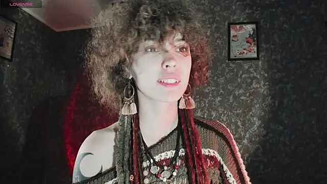 Snapshot of Dizer_clopy chatting on October 2025 08:20:01 PM Dizer clopy online show from October 2025 08:20:01 PM