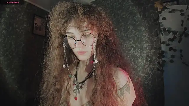 Snapshot of Dizer_clopy chatting on October 2025 03:11:01 PM Dizer clopy online show from October 2025 03:11:01 PM