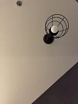 guccititi online show from December 2025 01:49:02 PM