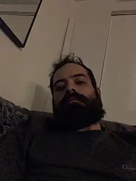 guccititi online show from December 2025 08:12:01 PM