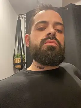 guccititi online show from November 2025 03:35:02 AM