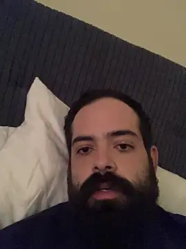 guccititi online show from December 2025 04:57:01 PM