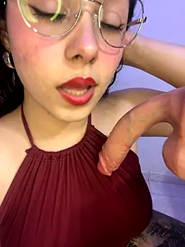 Emma Winslow online show from September 2025 06:53:01 AM