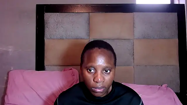 DIVAASS1 online show from May 2026 08:17:01 AM