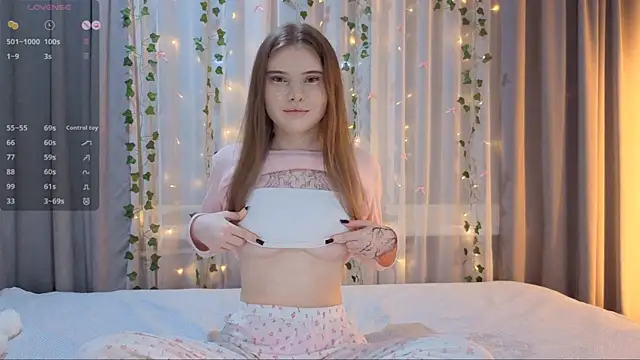 CarolinePepper online show from February 2026 01:53:01 PM