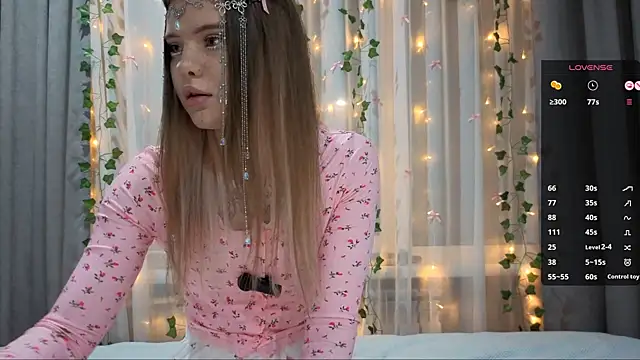 CarolinePepper online show from January 2026 01:51:01 PM