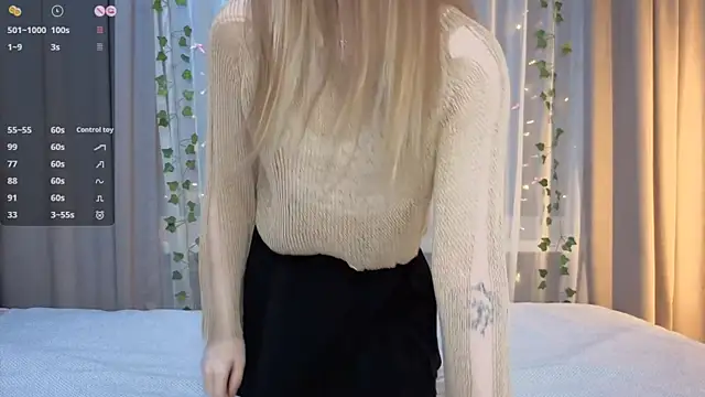 CarolinePepper online show from April 2026 01:25:01 PM