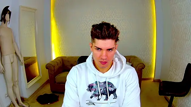 MaxKaiden online show from February 2026 06:23:01 AM