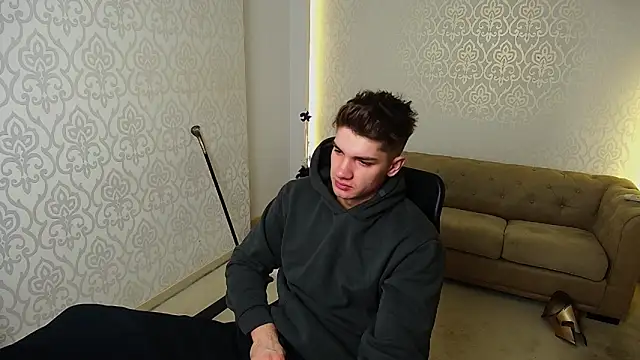 MaxKaiden online show from November 2025 05:39:01 AM