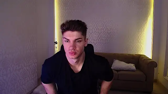 MaxKaiden online show from November 2025 06:02:02 AM