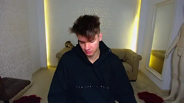 MaxKaiden online show from January 2026 05:44:02 AM