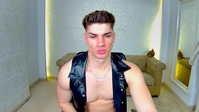 Snapshot of MaxKaiden chatting on April 2026 04:28:02 AM MaxKaiden online show from April 2026 04:28:02 AM