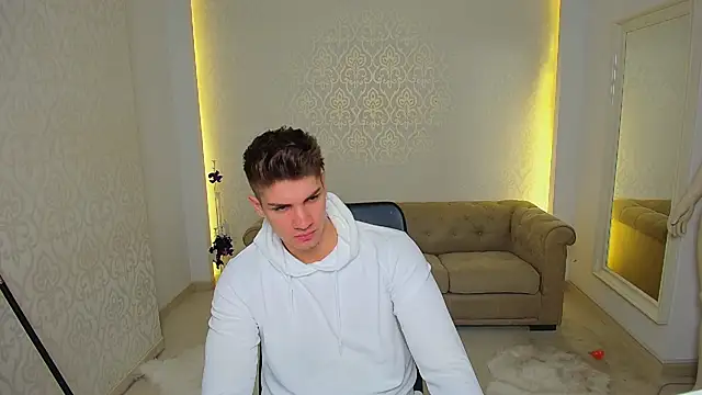 MaxKaiden online show from November 2025 05:43:01 AM