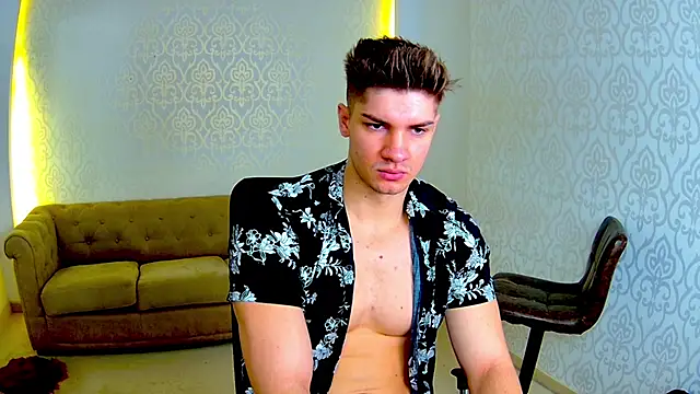 MaxKaiden online show from February 2026 06:26:01 AM