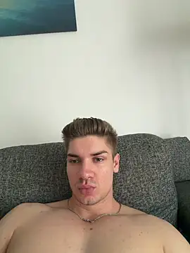 MaxKaiden online show from May 2026 06:56:02 AM