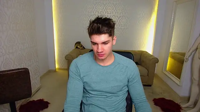 MaxKaiden online show from January 2026 06:17:01 AM