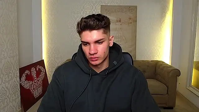 MaxKaiden online show from October 2025 04:35:01 AM