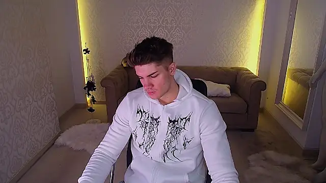 MaxKaiden online show from November 2025 05:41:01 AM