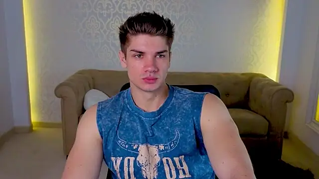 MaxKaiden online show from June 2026 03:39:01 AM