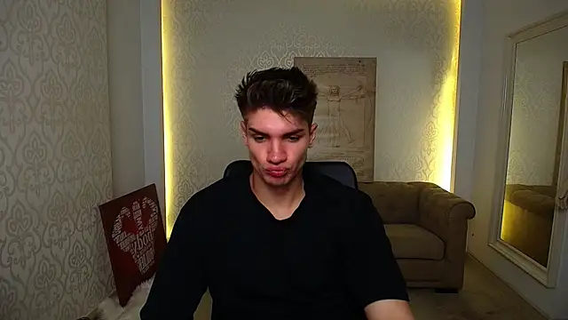 MaxKaiden online show from October 2025 04:27:01 AM