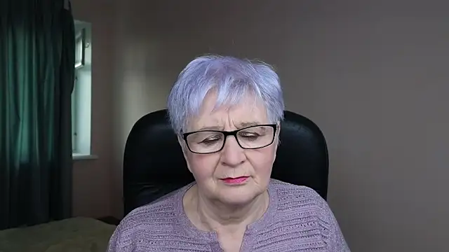 Sandra Snowflake online show from March 2025 03:56:02 AM