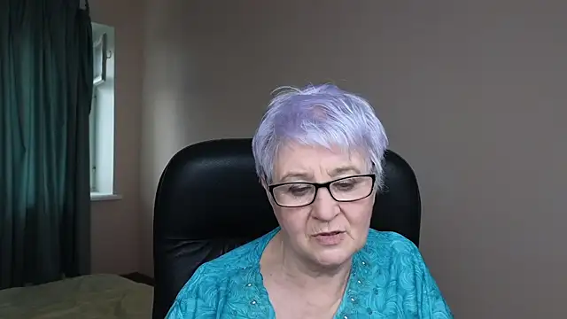 Sandra Snowflake online show from March 2025 10:11:02 AM