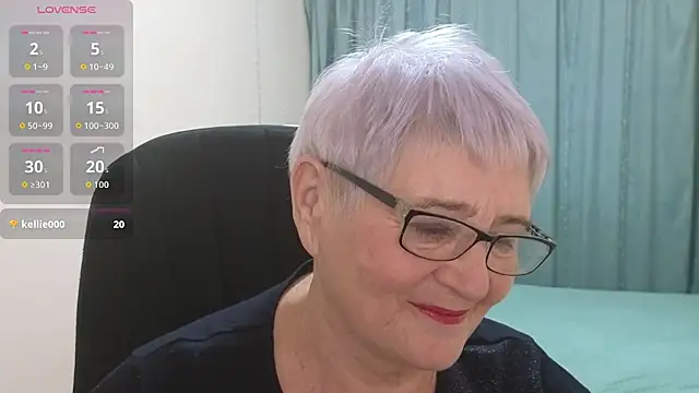 Sandra Snowflake online show from December 2025 12:04:02 PM