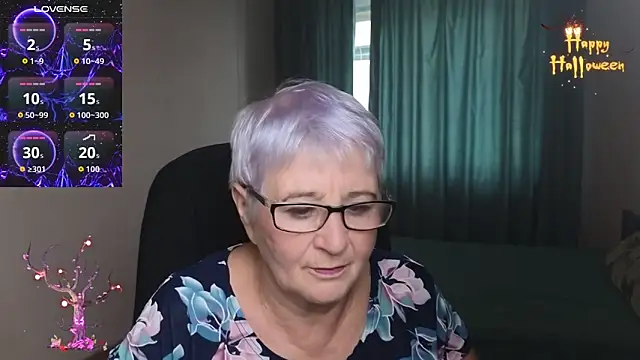 Sandra Snowflake online show from October 2025 11:07:01 AM