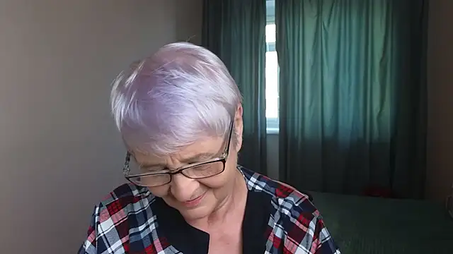 Sandra Snowflake online show from October 2025 11:55:02 AM