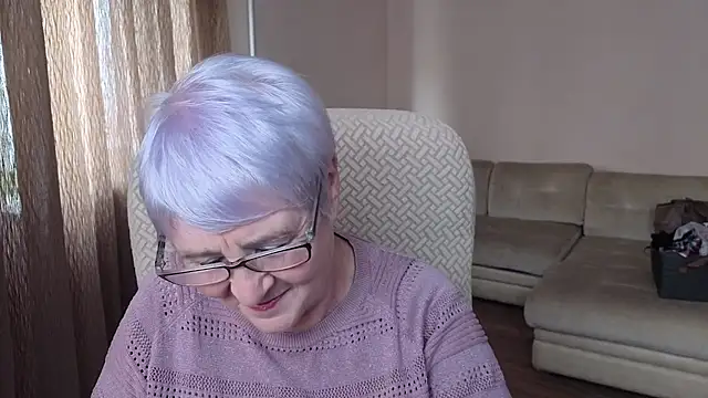 Sandra Snowflake online show from October 2025 10:16:01 AM
