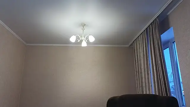 Sandra Snowflake online show from February 2026 03:52:02 AM