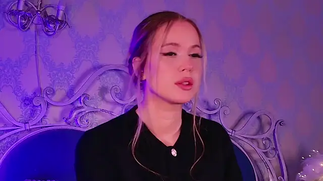 BECKI VRES online show from November 2025 09:48:01 PM