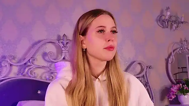 BECKI VRES online show from September 2025 08:33:01 PM