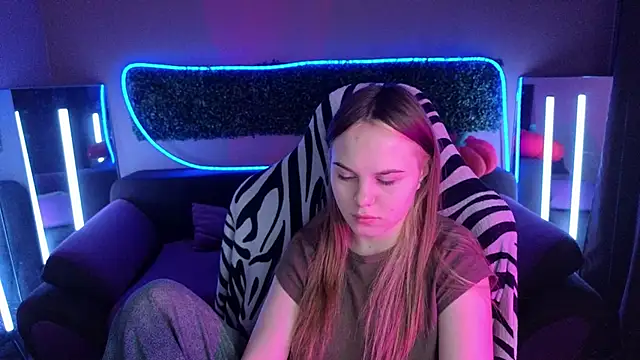 Snapshot of Dyna_bae chatting on November 2025 02:22:02 AM Dyna bae online show from November 2025 02:22:02 AM