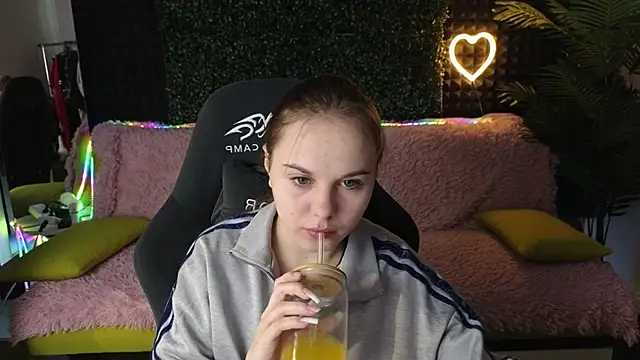 Dyna bae online show from September 2025 01:50:02 AM