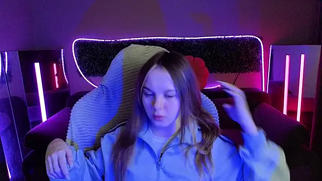 Snapshot of Dyna_bae chatting on November 2025 09:10:01 AM Dyna bae online show from November 2025 09:10:01 AM