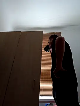 Snapshot of Eusuntnoulgigolo chatting on March 2026 09:20:01 AM Eusuntnoulgigolo online show from March 2026 09:20:01 AM